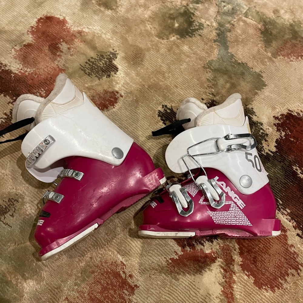 Ski boots/ size 18.5  in good use condition